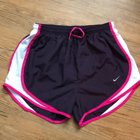 Nike shorts - Picture 1 of 5